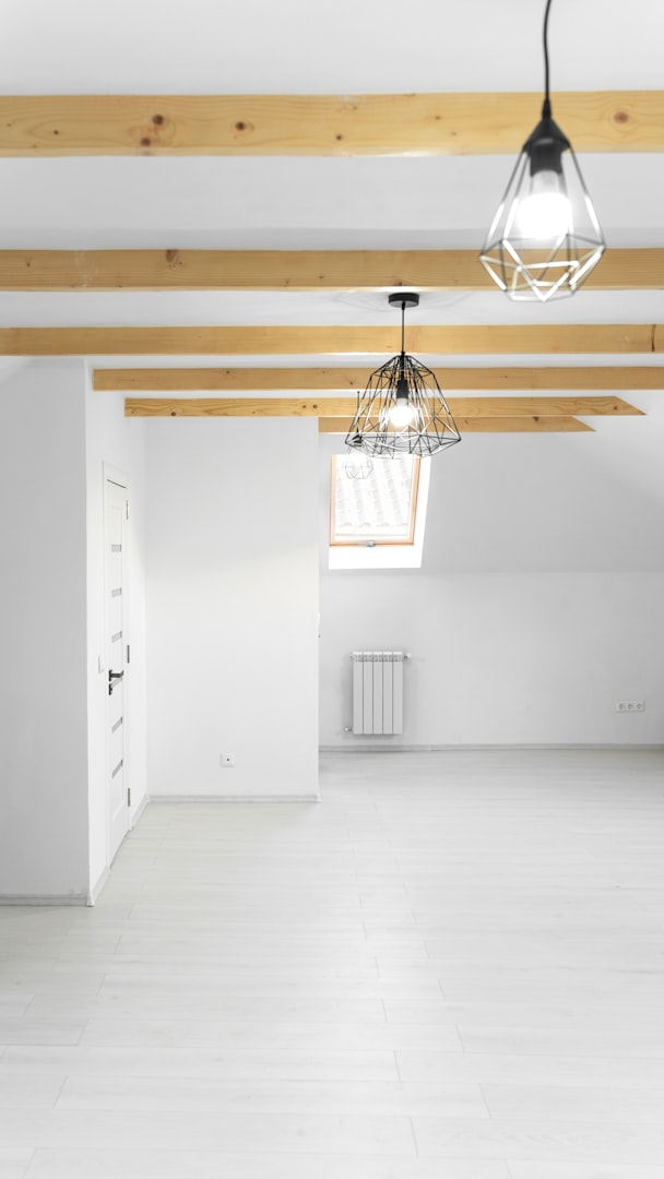 Regular cleaning, House cleaning, Room cleaning